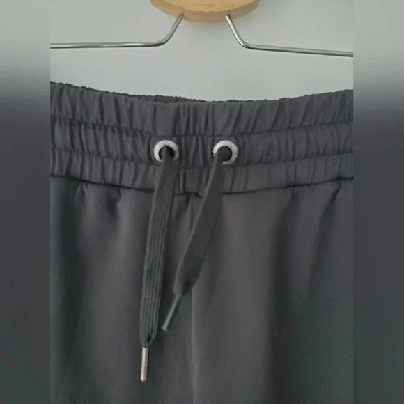 Sweaty betty  explorer jogger pant - Picture 8 of 8